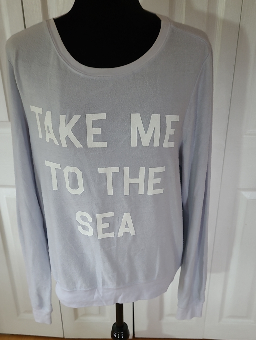 Women's Light Blueish Gray 'Take Me To The Sea' Long-Sleeve Pullover